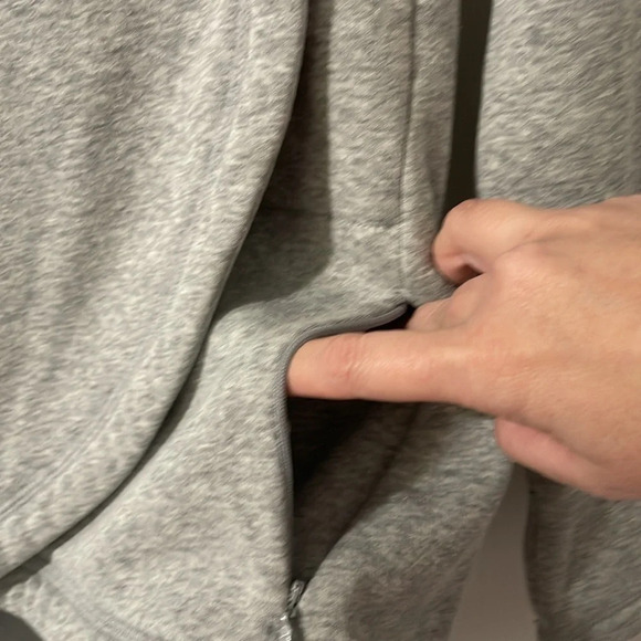 Athleta Cozy Karma Pullover Light Gray Size XS - Picture 5 of 12